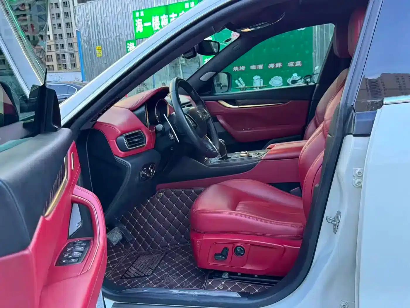 2016 Levante 3.0T Standard Edition — миниатюра 8