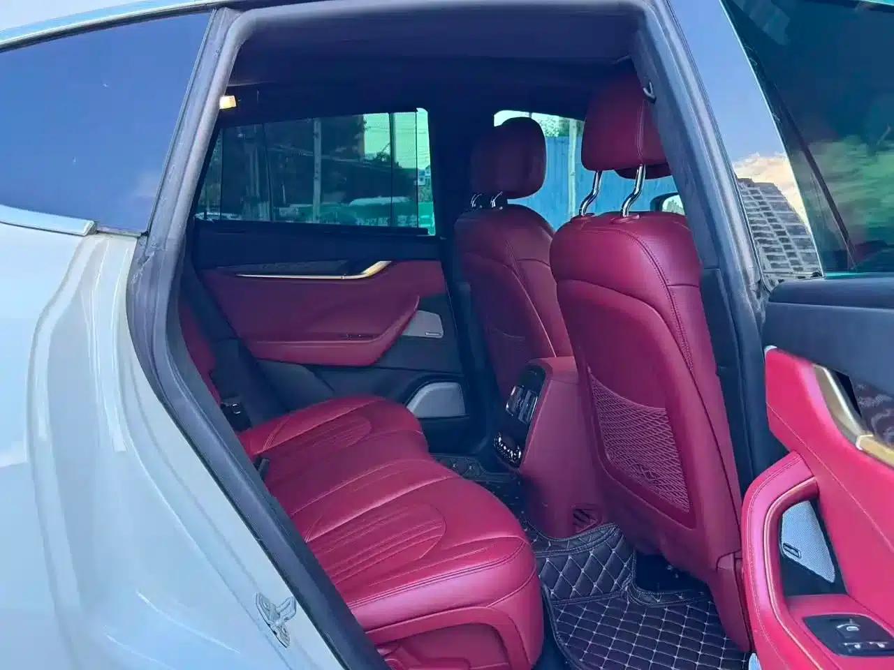 2016 Levante 3.0T Standard Edition — миниатюра 10