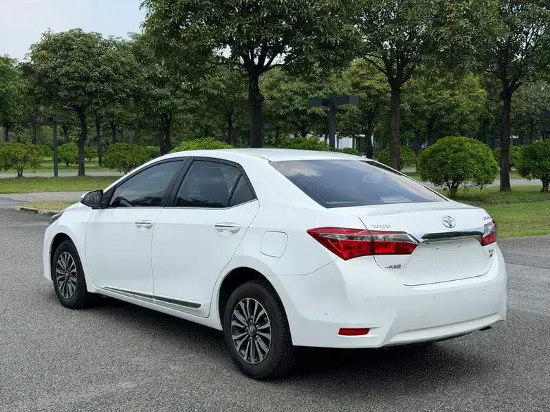 2017 Toyota Corolla Facelift 1.2T S-CVT GL (National V Emission Standard) — миниатюра 4