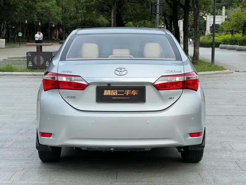 2014 Corolla 1.6L CVT GL-i — миниатюра 6