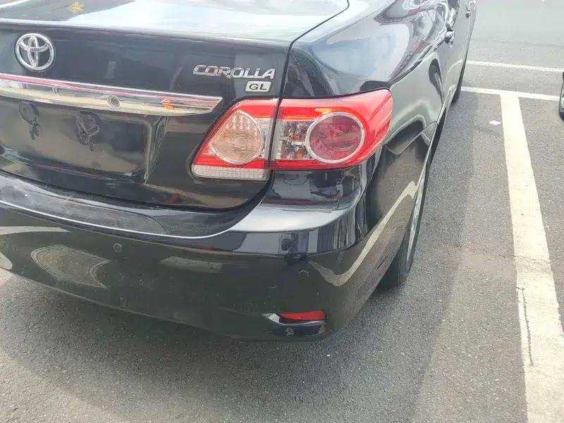 2012 Toyota Corolla Premium Edition 1.6L Automatic GL — миниатюра 4