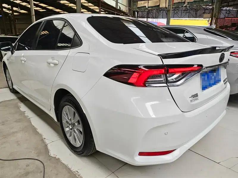2019 Toyota Corolla Hybrid 1.8L E-CVT Flagship Edition — миниатюра 4