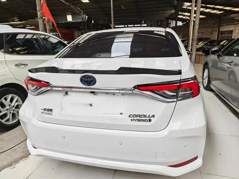 2019 Toyota Corolla Hybrid 1.8L E-CVT Flagship Edition — миниатюра 5
