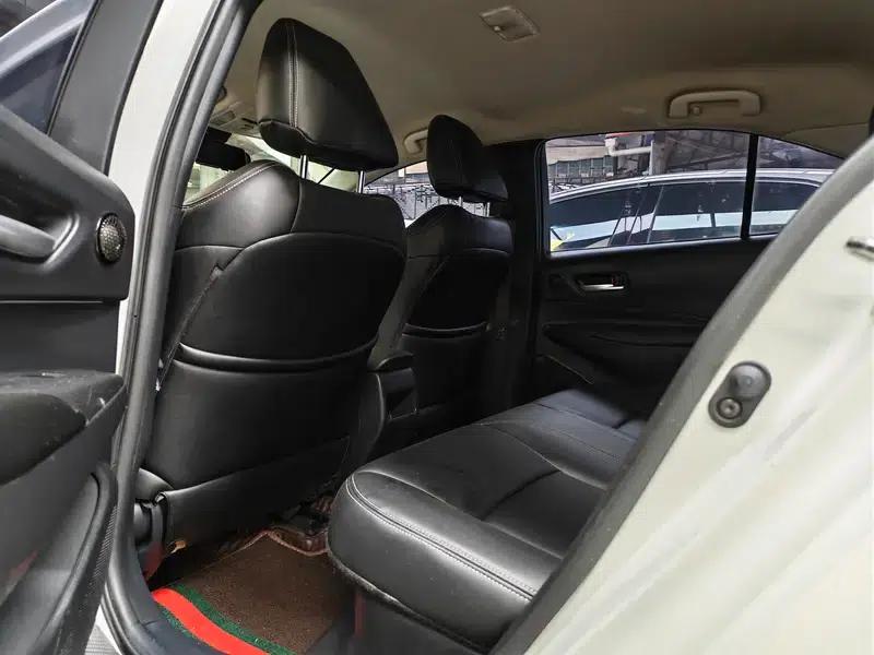 2019 Toyota Corolla Hybrid 1.8L E-CVT Flagship Edition — миниатюра 9