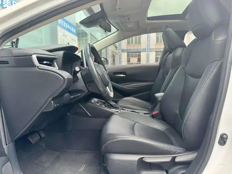 2021 Toyota Corolla 1.2T S-CVT Luxury Edition — миниатюра 8