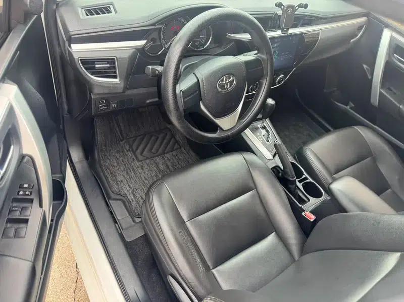 2017 Toyota Corolla Facelift 1.6L S-CVT GL (National V Emission Standard) — миниатюра 12