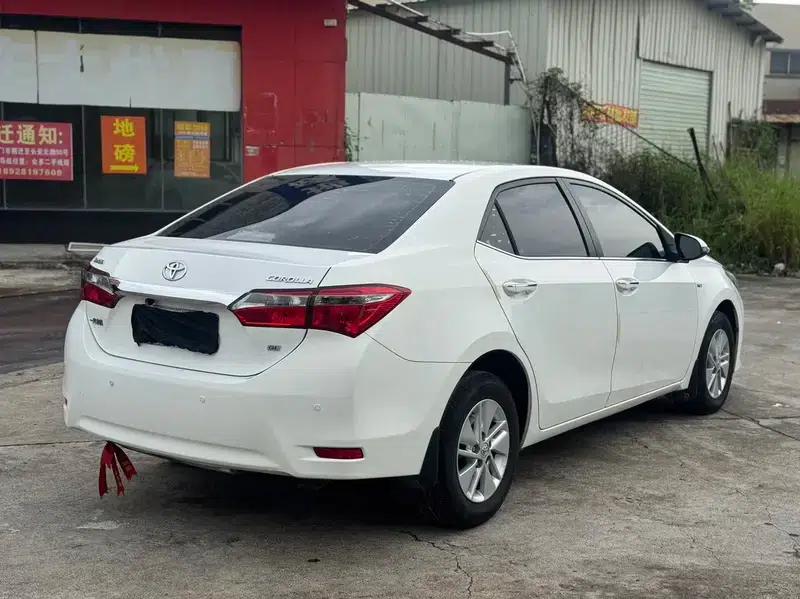 2017 Toyota Corolla Facelift 1.6L S-CVT GL (National V Emission Standard) — миниатюра 7
