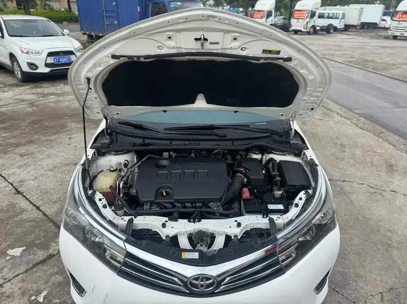 2017 Toyota Corolla Facelift 1.6L S-CVT GL (National V Emission Standard) — миниатюра 8