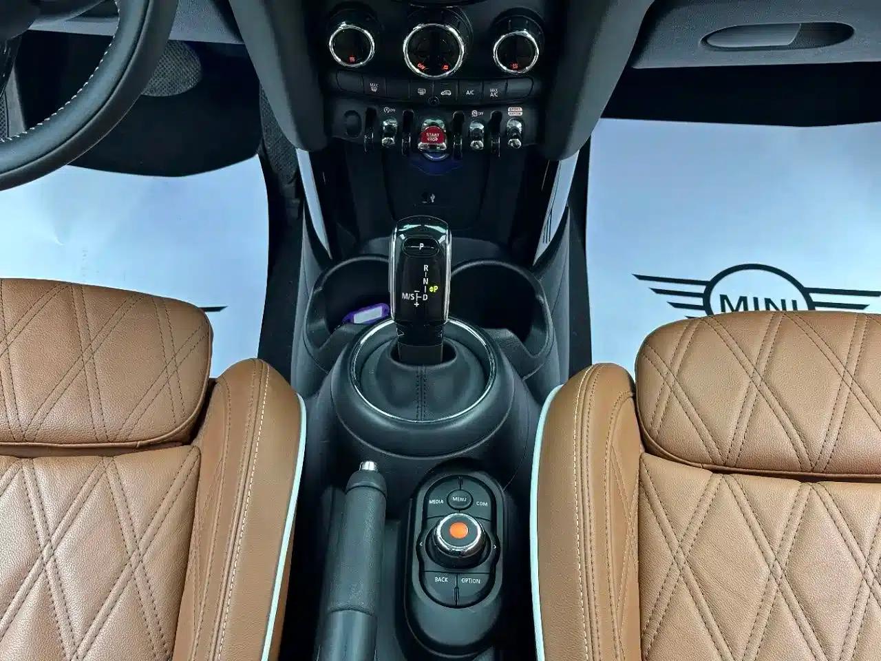 MINI 2019 1.5T COOPER Artist — миниатюра 13