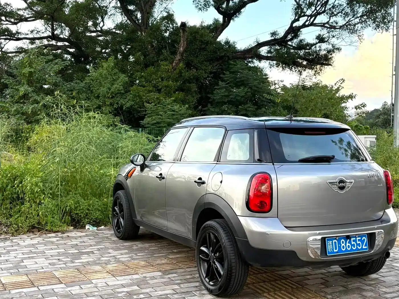 2011 MINI 1.6L COOPER Fun — миниатюра 6
