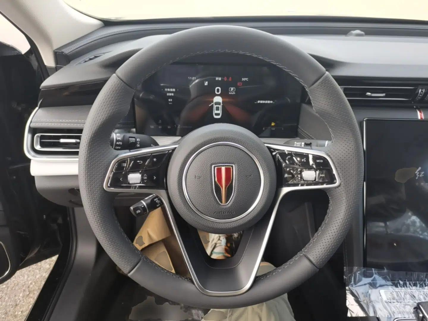 Hongqi H5 2025 2.0T Automatic Flag Edition – 500 000 Units Commemorative Version — миниатюра 13