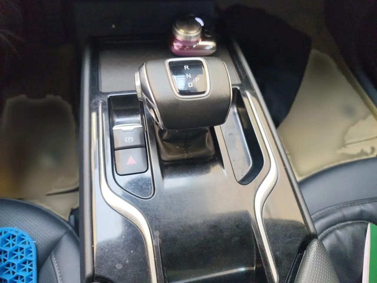 Hongqi E-QM5 2023 620km PLUS — миниатюра 13