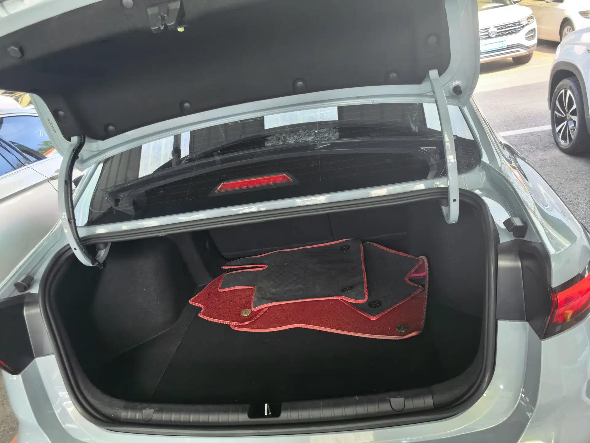 Geely Auto Emgrand 2023 4th Generation Champion Edition 1.5L CVT Prestige Model — миниатюра 14