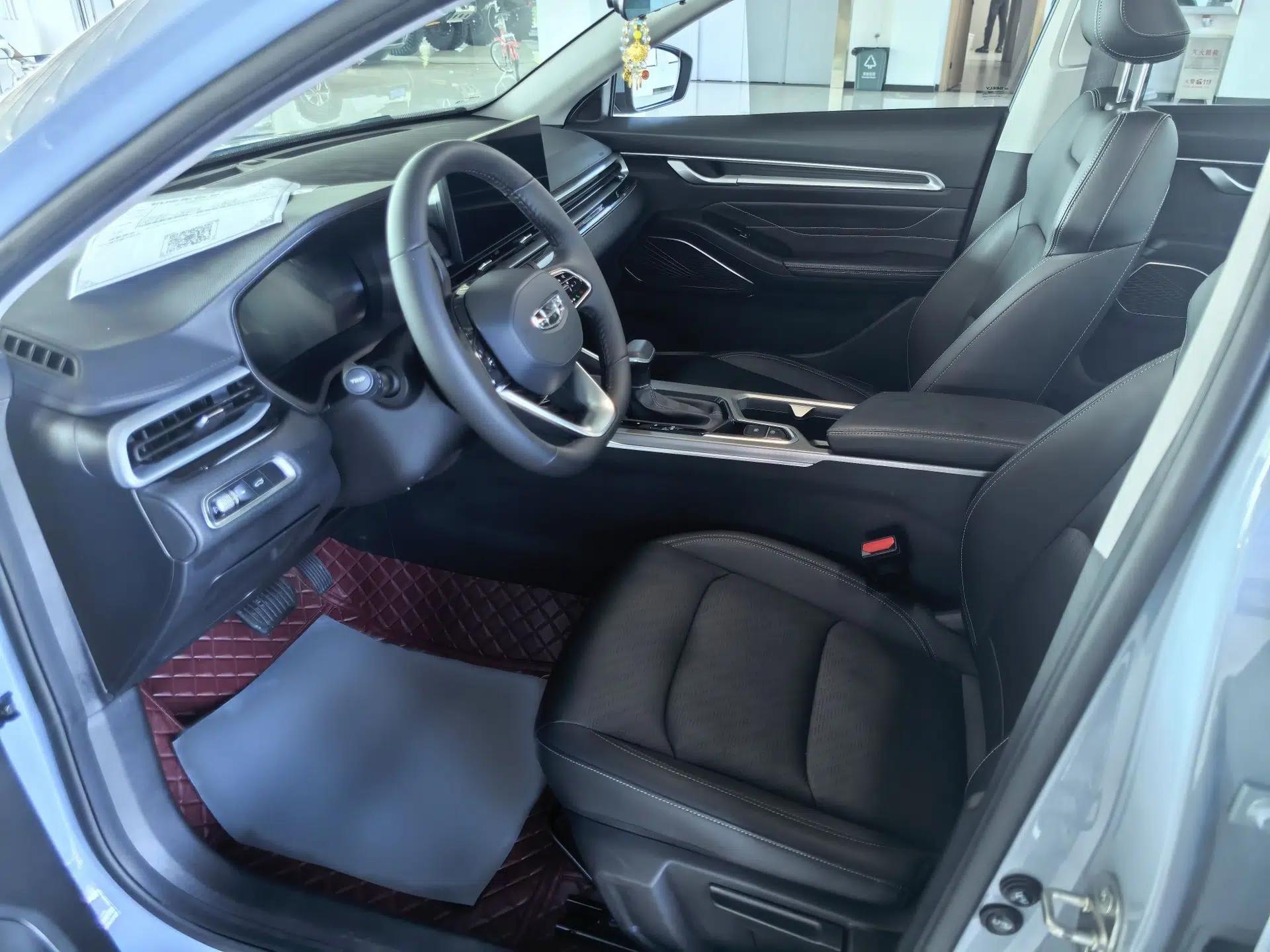 Geely Auto Emgrand 2023 4th Generation Champion Edition 1.5L CVT Prestige Model — миниатюра 17