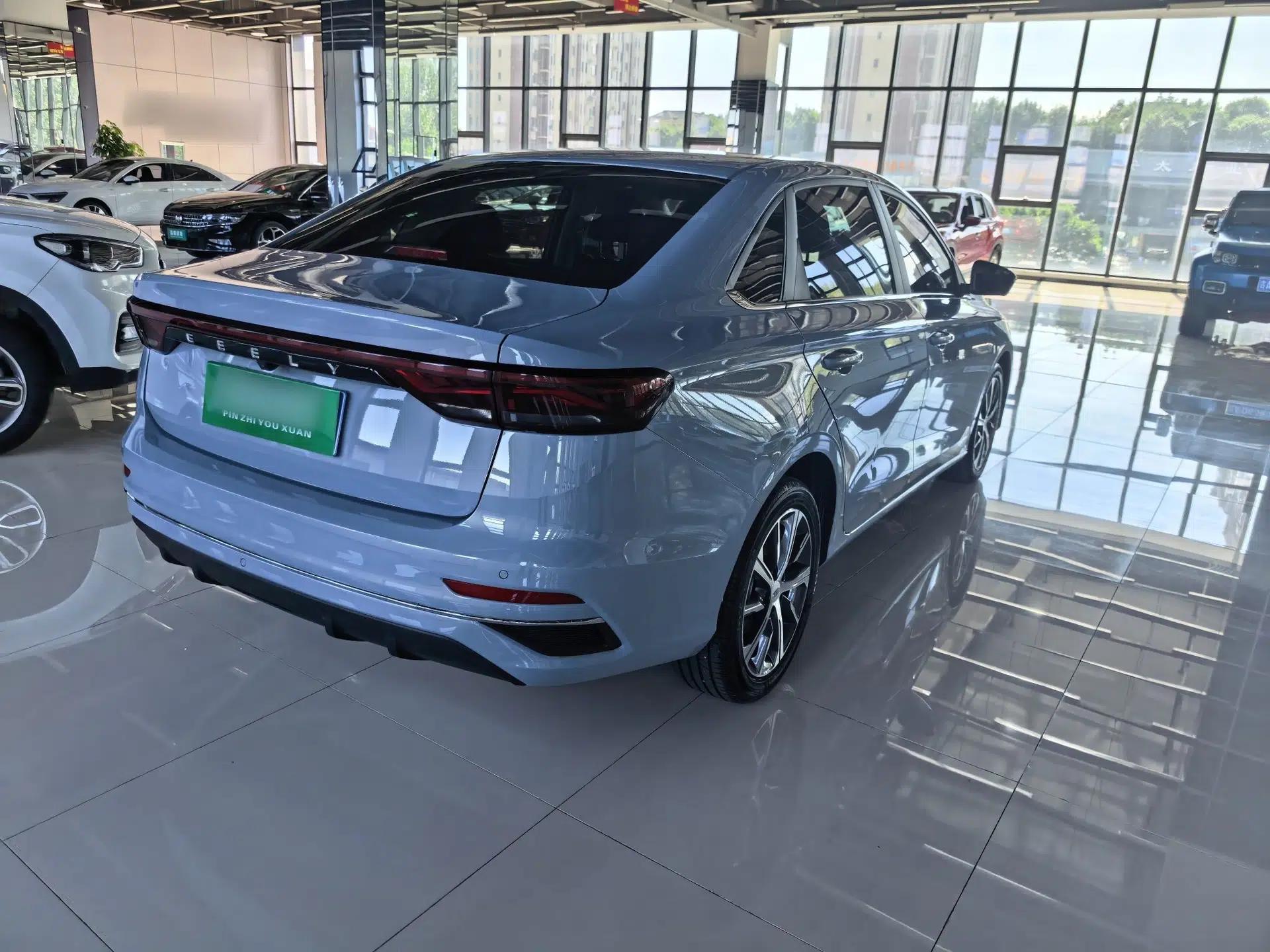 Geely Auto Emgrand 2023 4th Generation Champion Edition 1.5L CVT Prestige Model — миниатюра 8