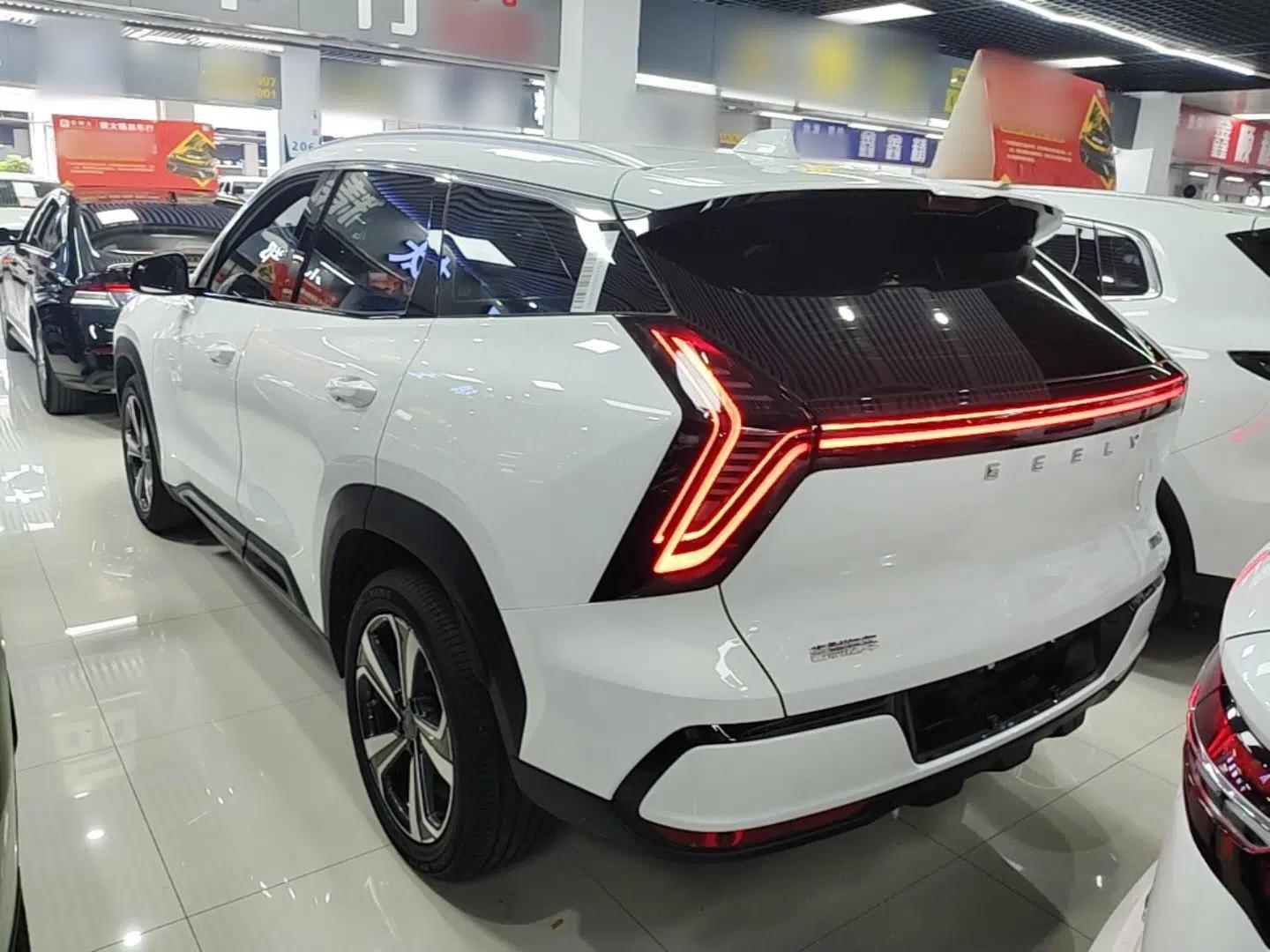 Geely Auto FX11 2025 4th Generation 1.5TD DCT - Shanhe — миниатюра 4