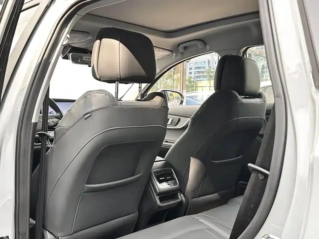 Chery Tiggo 8 PRO PHEV 2025 Champion Edition 1.5T 100km Premium Model — миниатюра 30