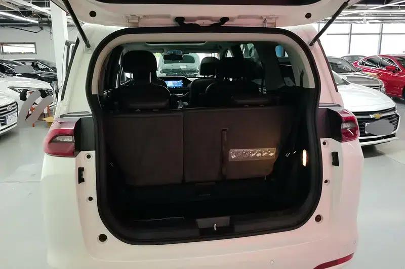 Trumpchi M6 2019 270T Automatic Premium Edition 6-seater National VI Emission Standard — миниатюра 17