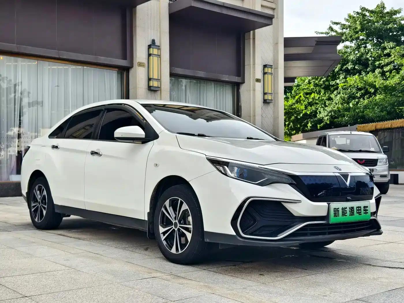 Venucia D60EV 2022 Standard Range Comfort Edition — миниатюра 3