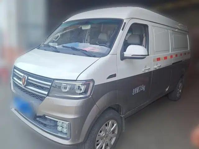 Jinbei New Hiace S 2023 1.5L Wealth Edition Van 2/5-Seater Air-Conditioned Model SWC15M