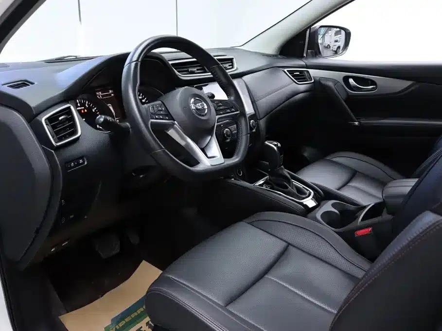 Nissan Qashqai 2021 2.0L CVT Luxury Edition — миниатюра 14