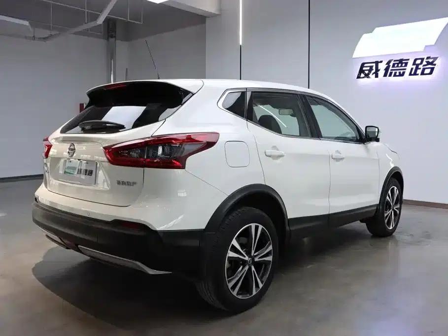 Nissan Qashqai 2021 2.0L CVT Luxury Edition — миниатюра 7