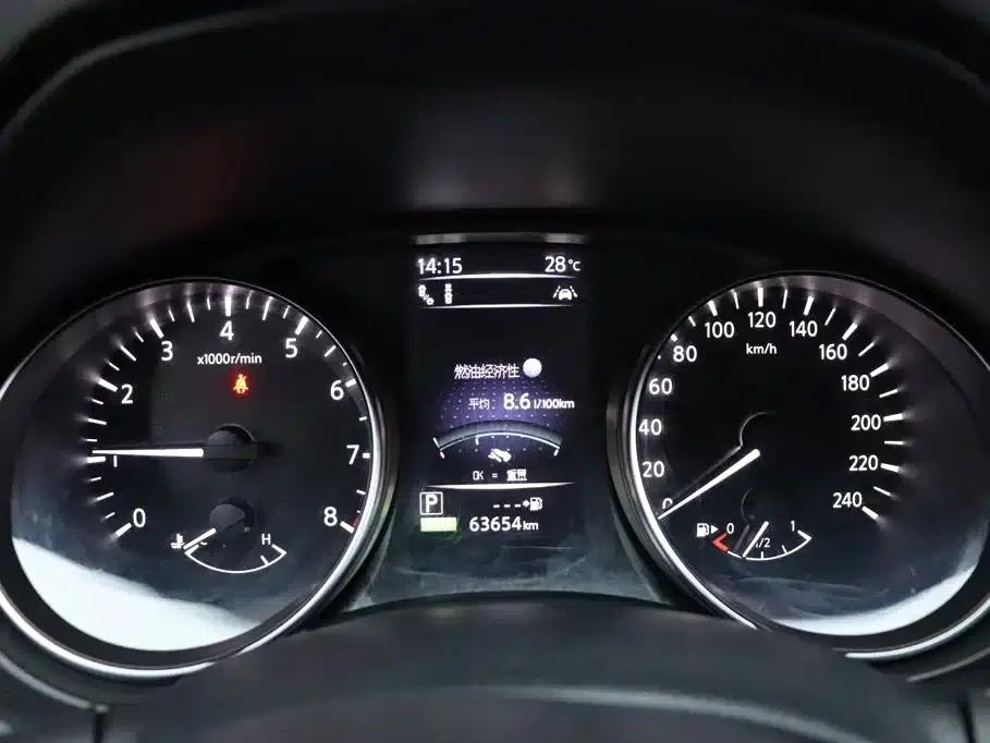 Nissan Qashqai 2021 2.0L CVT Luxury Edition — миниатюра 9