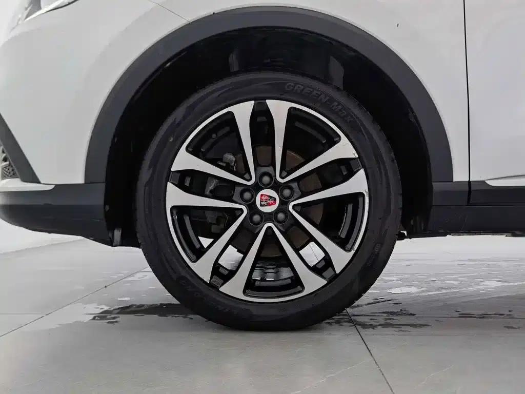 Roewe RX3 2018 1.6L CVT Flagship Edition — миниатюра 17