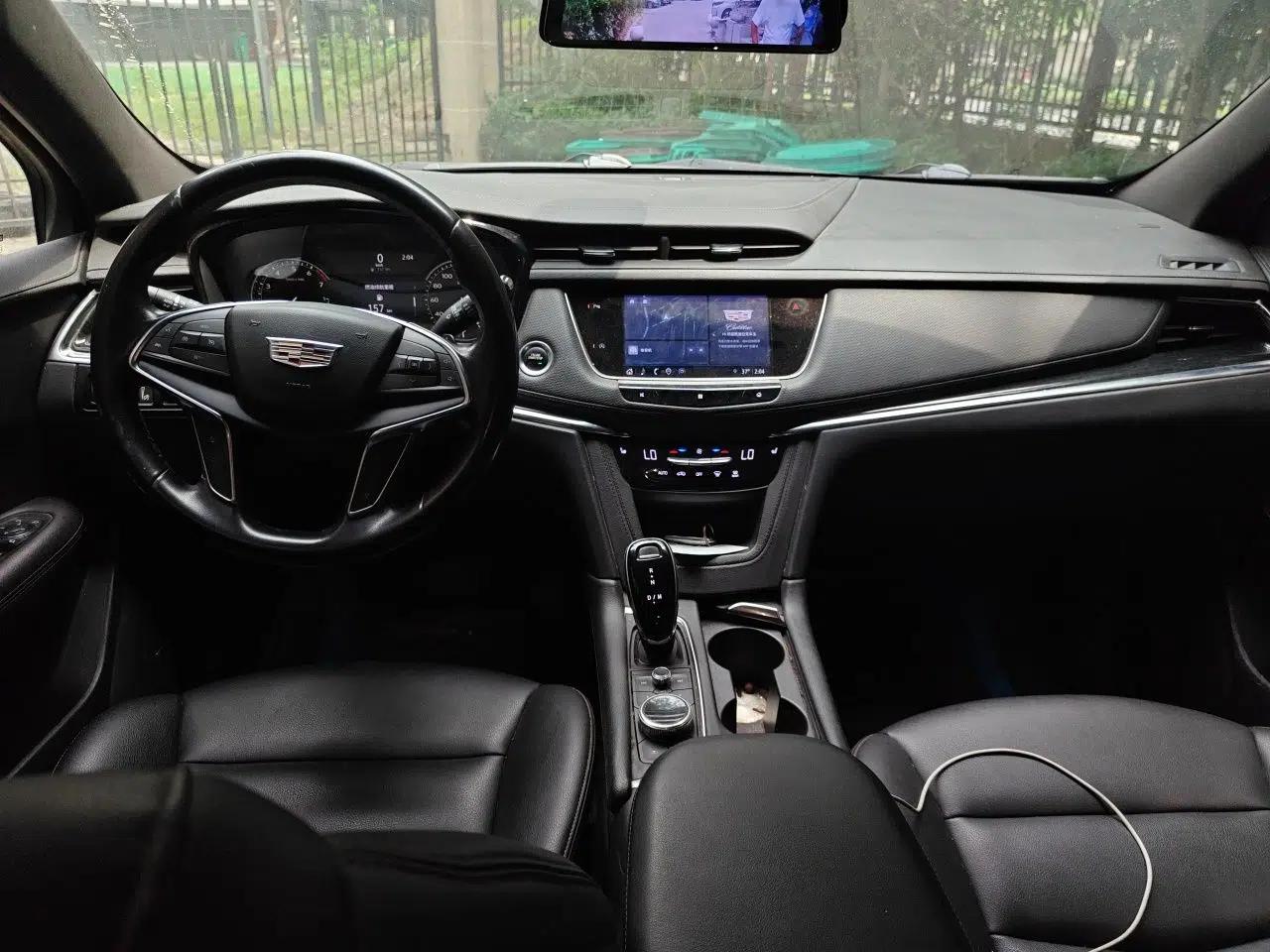 Cadillac XT5 2021 28T Luxury Model — миниатюра 9
