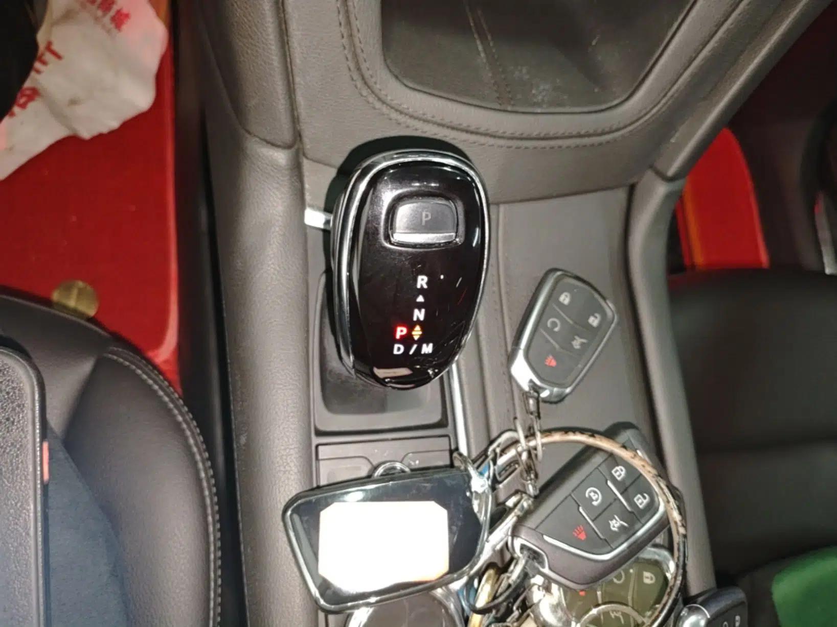 Cadillac XT5 2022 2.0T Two-Wheel Drive Luxury Version — миниатюра 16
