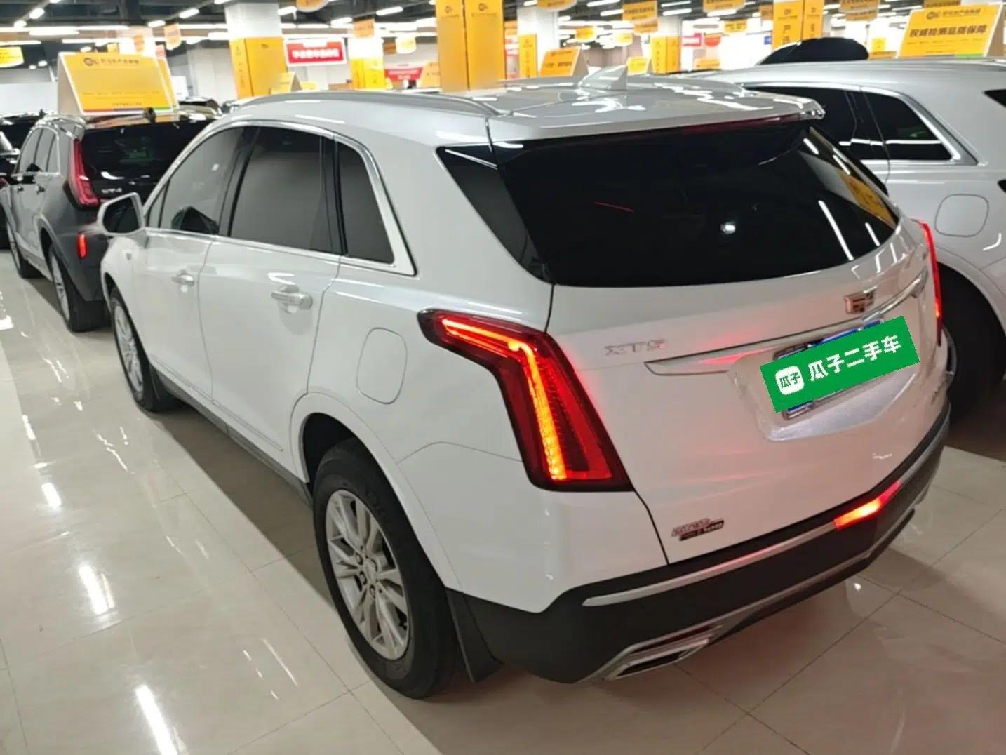 Cadillac XT5 2022 2.0T Two-Wheel Drive Luxury Version — миниатюра 4