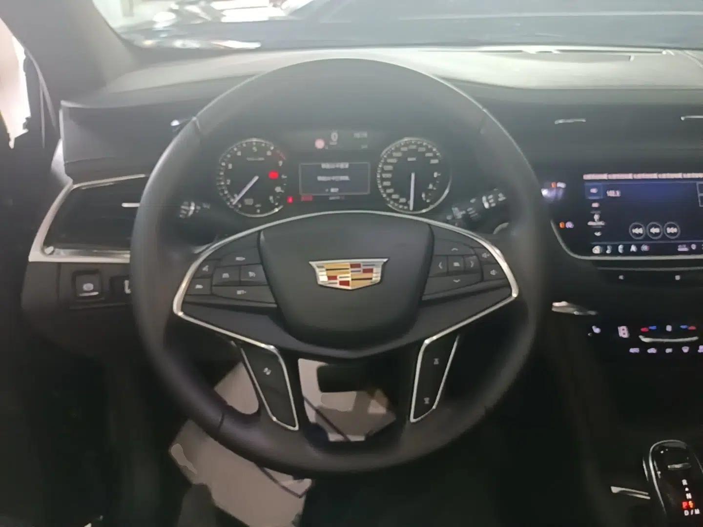 Cadillac XT5 2020 28T Luxury Version — миниатюра 13