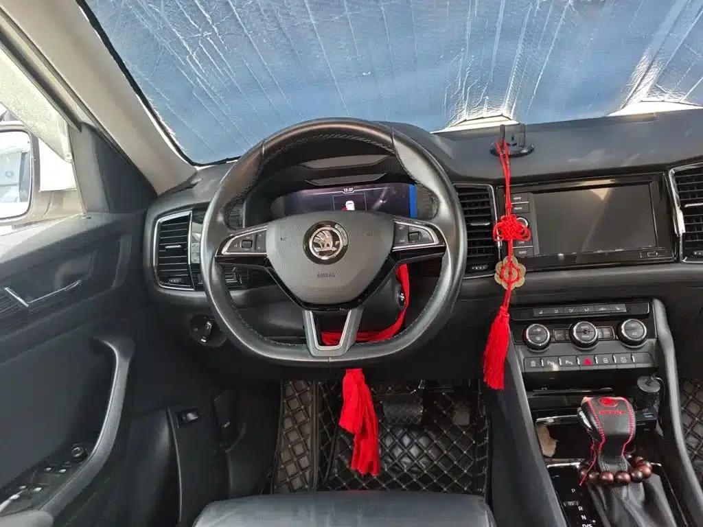 Kodiaq 2019 Facelift TSI330 7-Seater 2WD Luxury Edition (China VI Emission Standard) — миниатюра 3