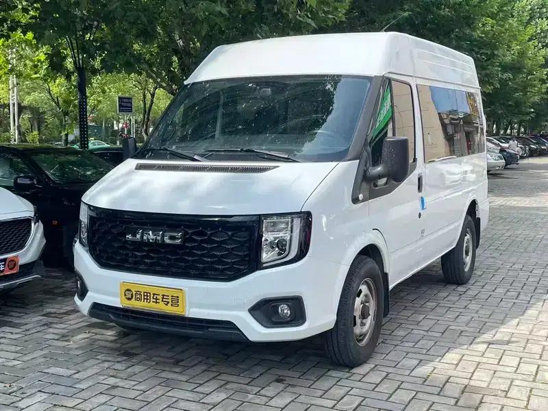 Fushun 2023 2.0T Manual Diesel Short Wheelbase Mid-Roof Commercial Multi-Purpose Passenger Van (6 Seats) — миниатюра 1