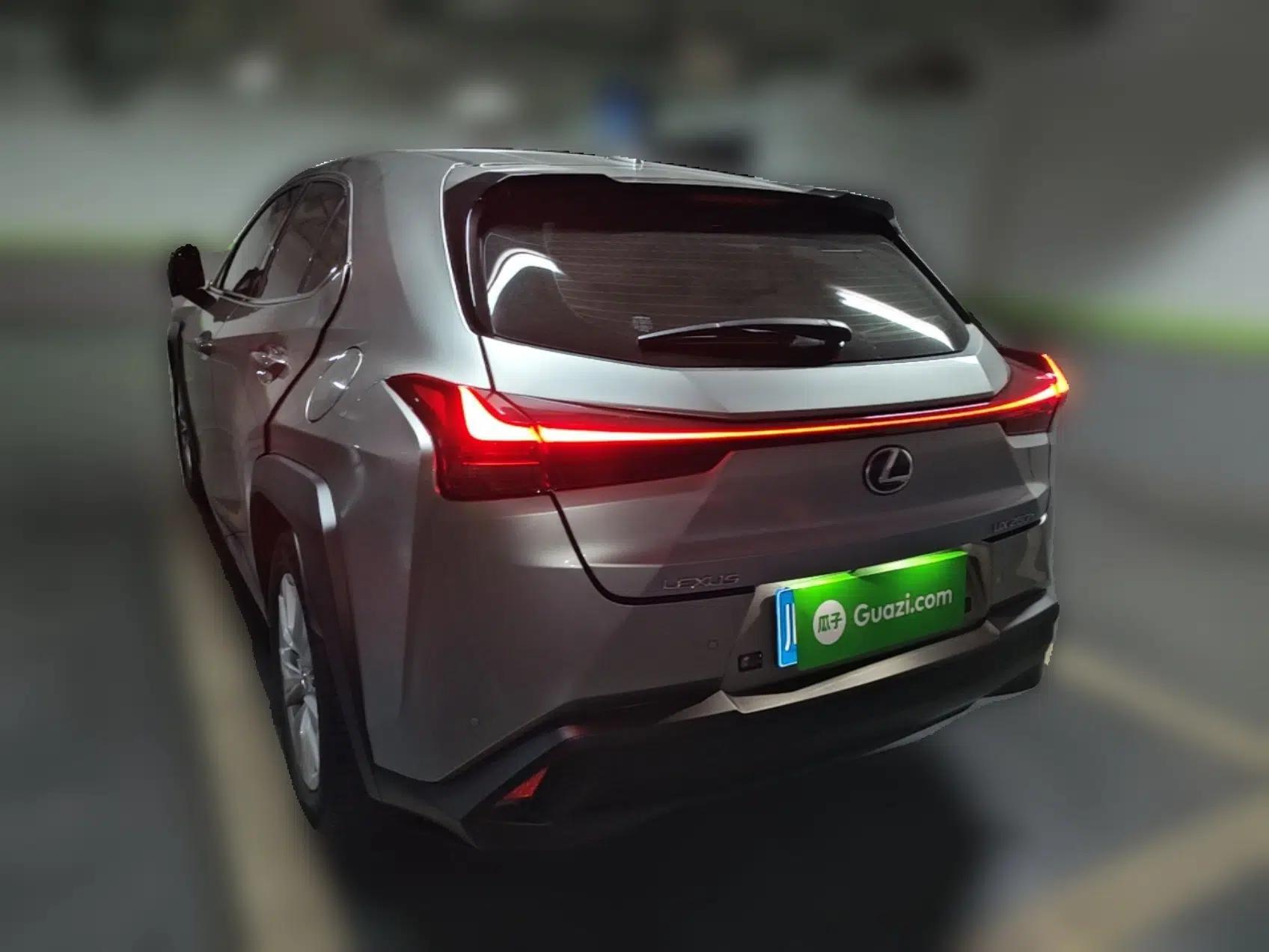 Lexus UX 2022 260h Explore Edition — миниатюра 4