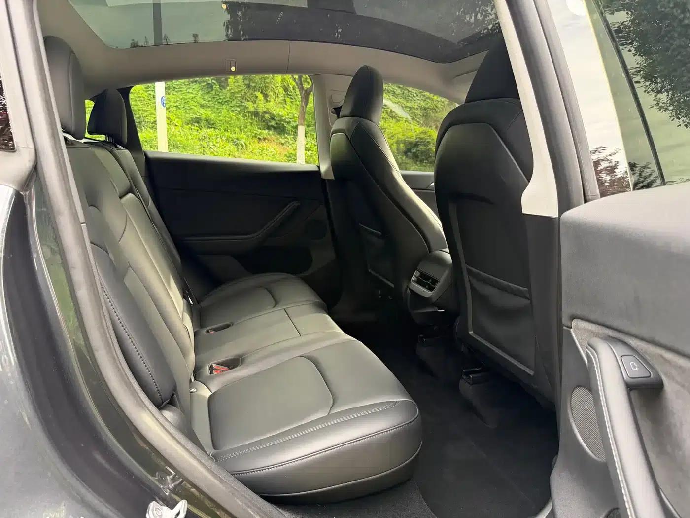Model Y 2024 Rear-Wheel Drive — миниатюра 6