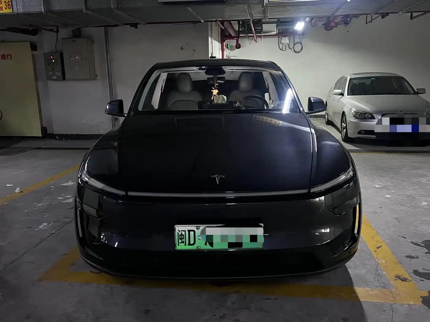 Model Y 2025 Facelift Long Range All-Wheel Drive Version — миниатюра 2