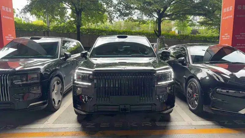 ZEEKR 9X 2025 Ultra Edition 55kWh Six-Seat — миниатюра 2