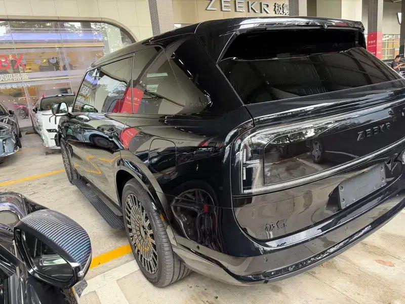 ZEEKR 9X 2025 Ultra Edition 55kWh Six-Seat — миниатюра 5