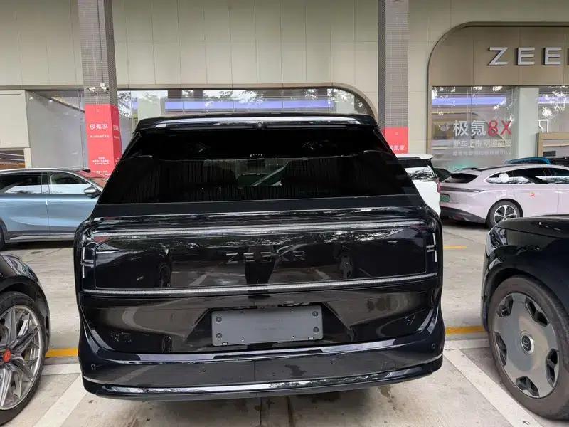 ZEEKR 9X 2025 Ultra Edition 55kWh Six-Seat — миниатюра 6