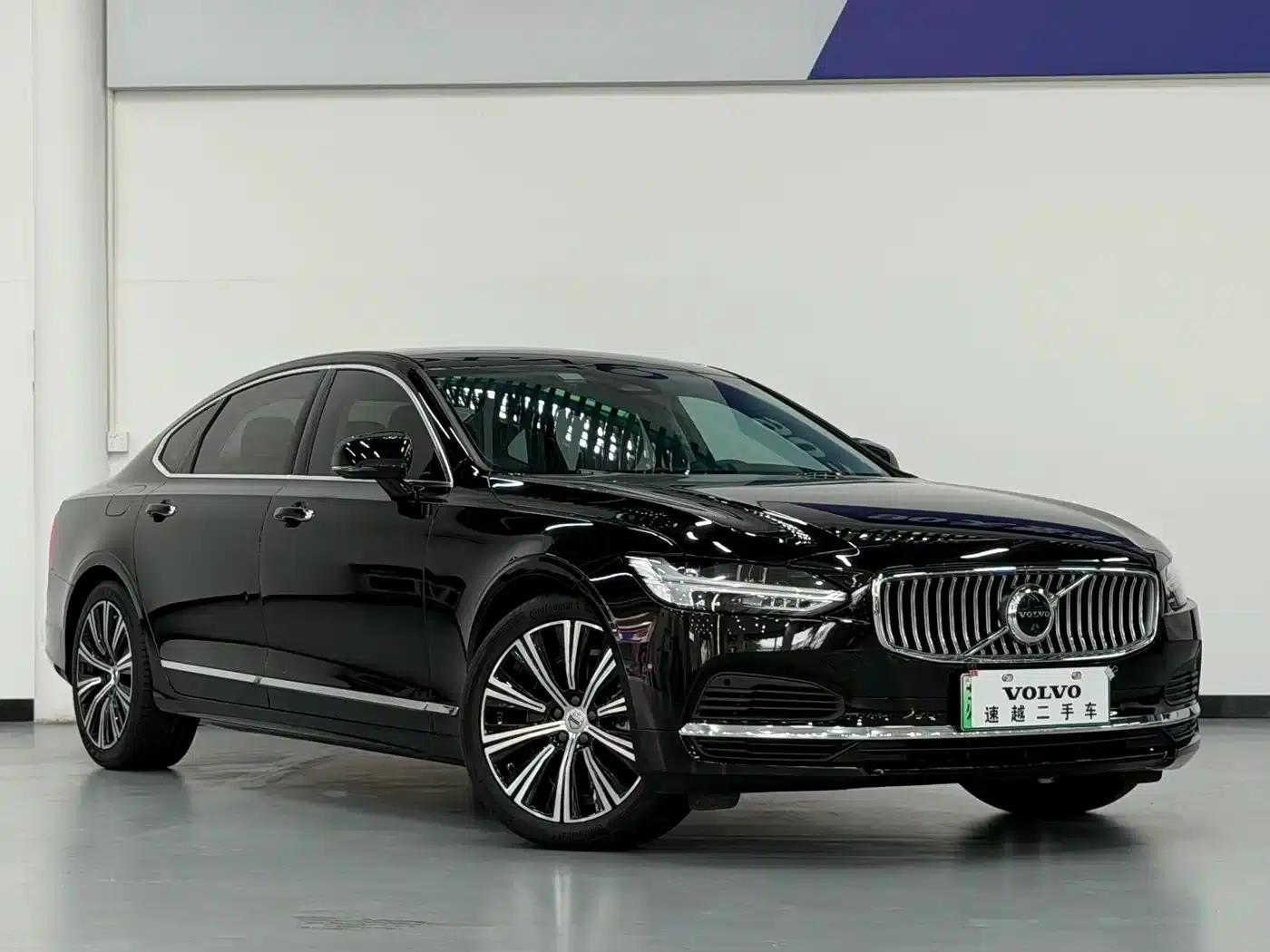 2022 Volvo S90 Plug-in Hybrid Facelift T8 E-Drive Hybrid Inscription Luxury Edition — миниатюра 3