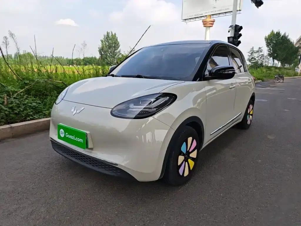 Wuling Bingo 2023 Model, 203km Comfort Edition — миниатюра 1
