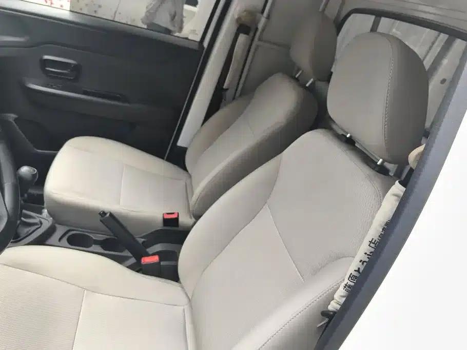 Wuling Hongguang V 2022 1.5L Jinqu Edition with Sealed Windows and Electric Power Assist LAR — миниатюра 11