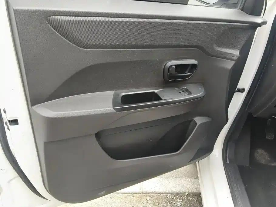 Wuling Hongguang V 2022 1.5L Jinqu Edition with Sealed Windows and Electric Power Assist LAR — миниатюра 7