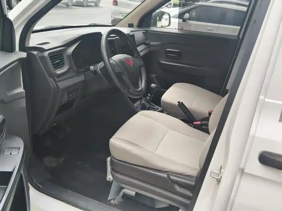 Wuling Hongguang V 2022 1.5L Jinqu Edition with Sealed Windows and Electric Power Assist LAR — миниатюра 9