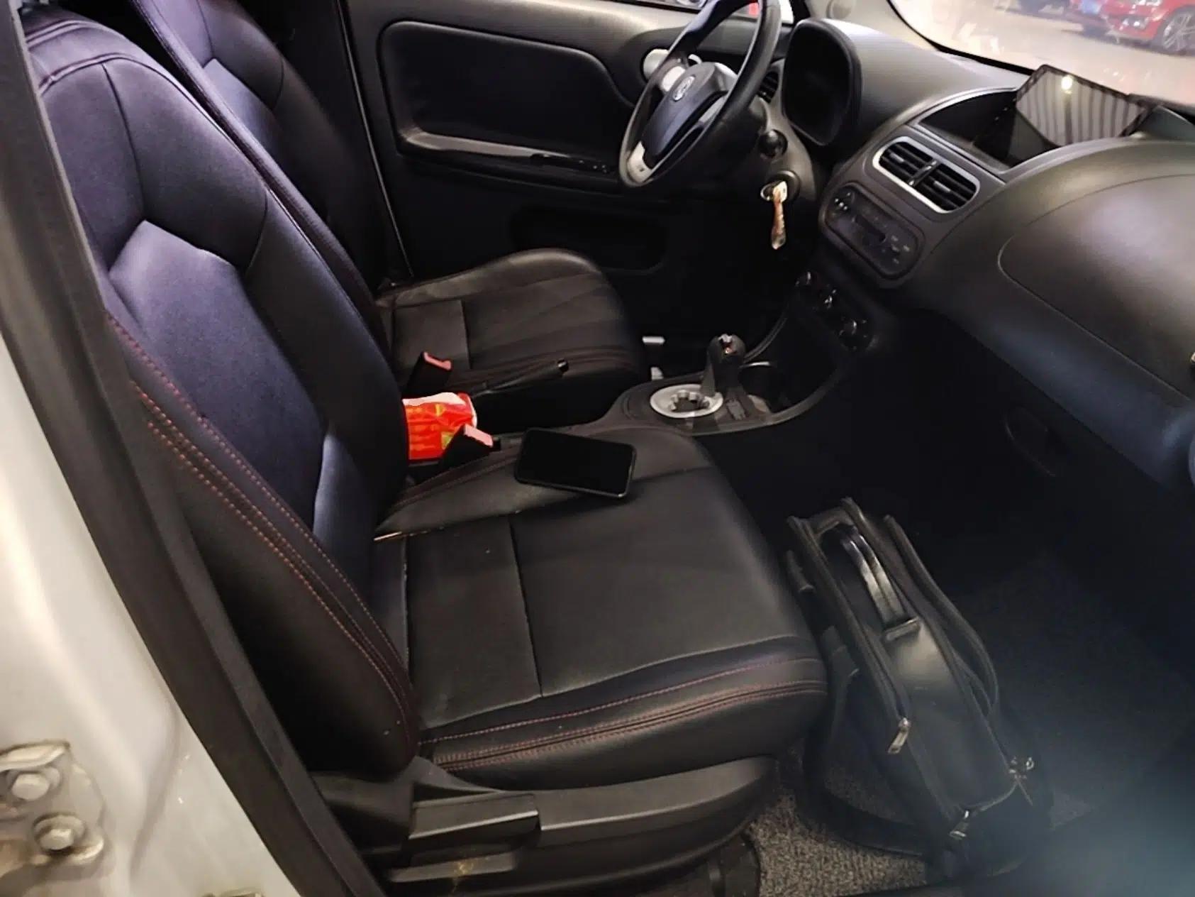 MG 3 2016 1.3L AMT Comfort Edition — миниатюра 19