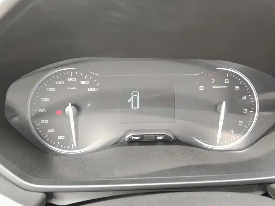 Wuling Xingchi 2022 1.5L Manual Comfort Model — миниатюра 14