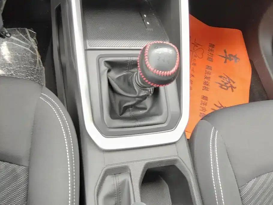 Wuling Xingchi 2022 1.5L Manual Comfort Model — миниатюра 16