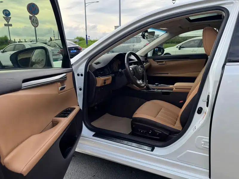 Lexus ES 2015 200 Elite Edition — миниатюра 15