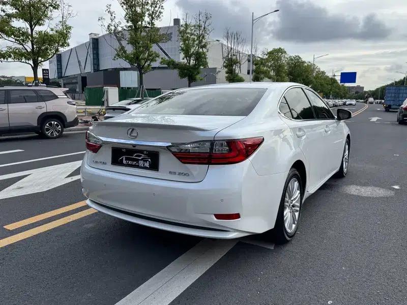 Lexus ES 2015 200 Elite Edition — миниатюра 7